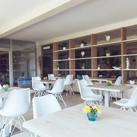 Hermes Hotel Budva