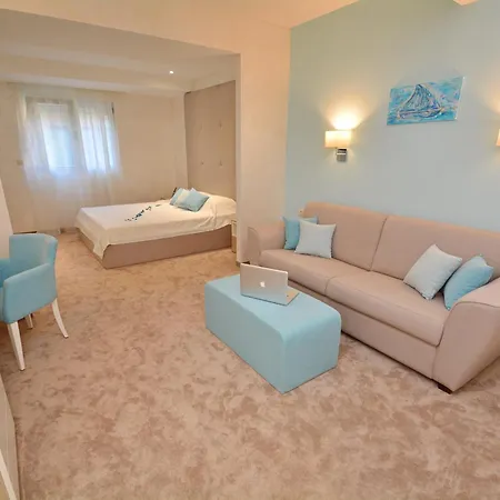 Otel Hermes 3*
